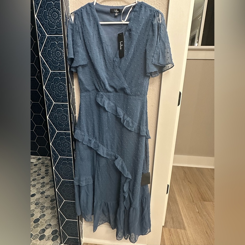 NWT Lulus Dress Sz M